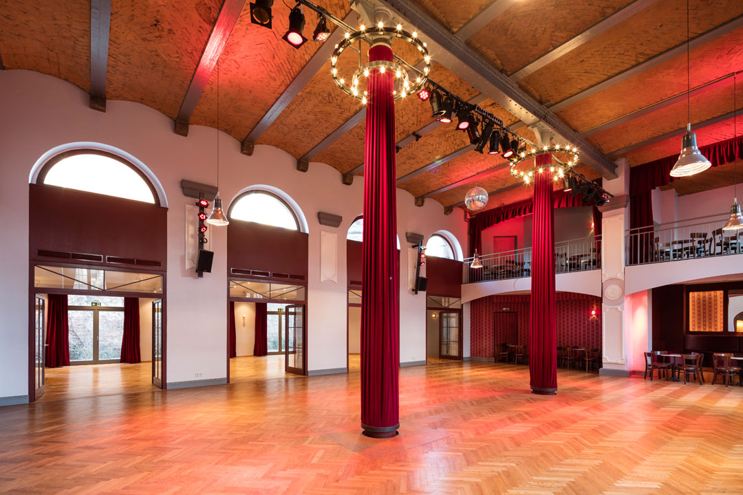 Ballhaus & Dance School Walzerlinksgestrickt at the Habelbrauerei